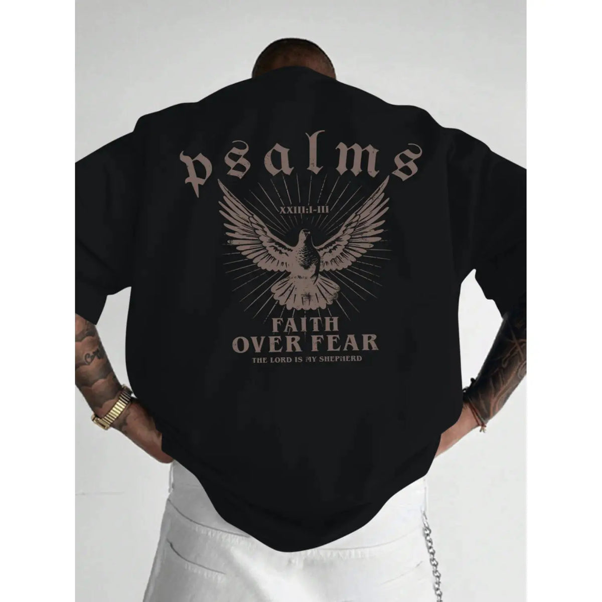 Faith is Better Than Fear T-shirt with psalm design, loose version crew neck short sleeves, men's casual wear, sports fan gift, bright black T-shirt.
