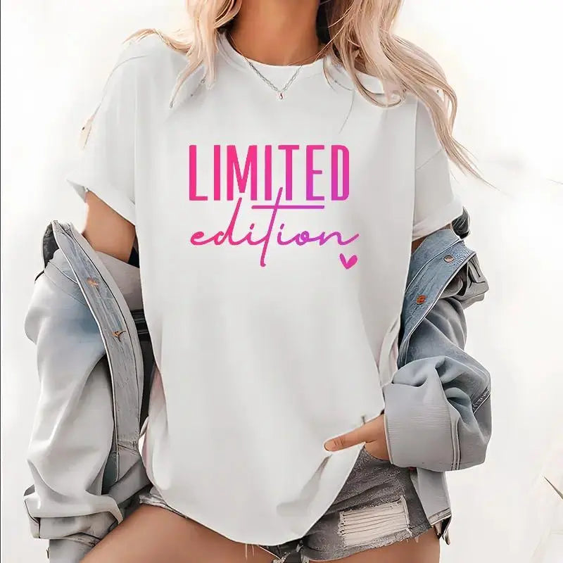 Limited edition printed crew neck T-shirt, spring and summer casual short-sleeved T-shirt, loose version, versatile, random matching
